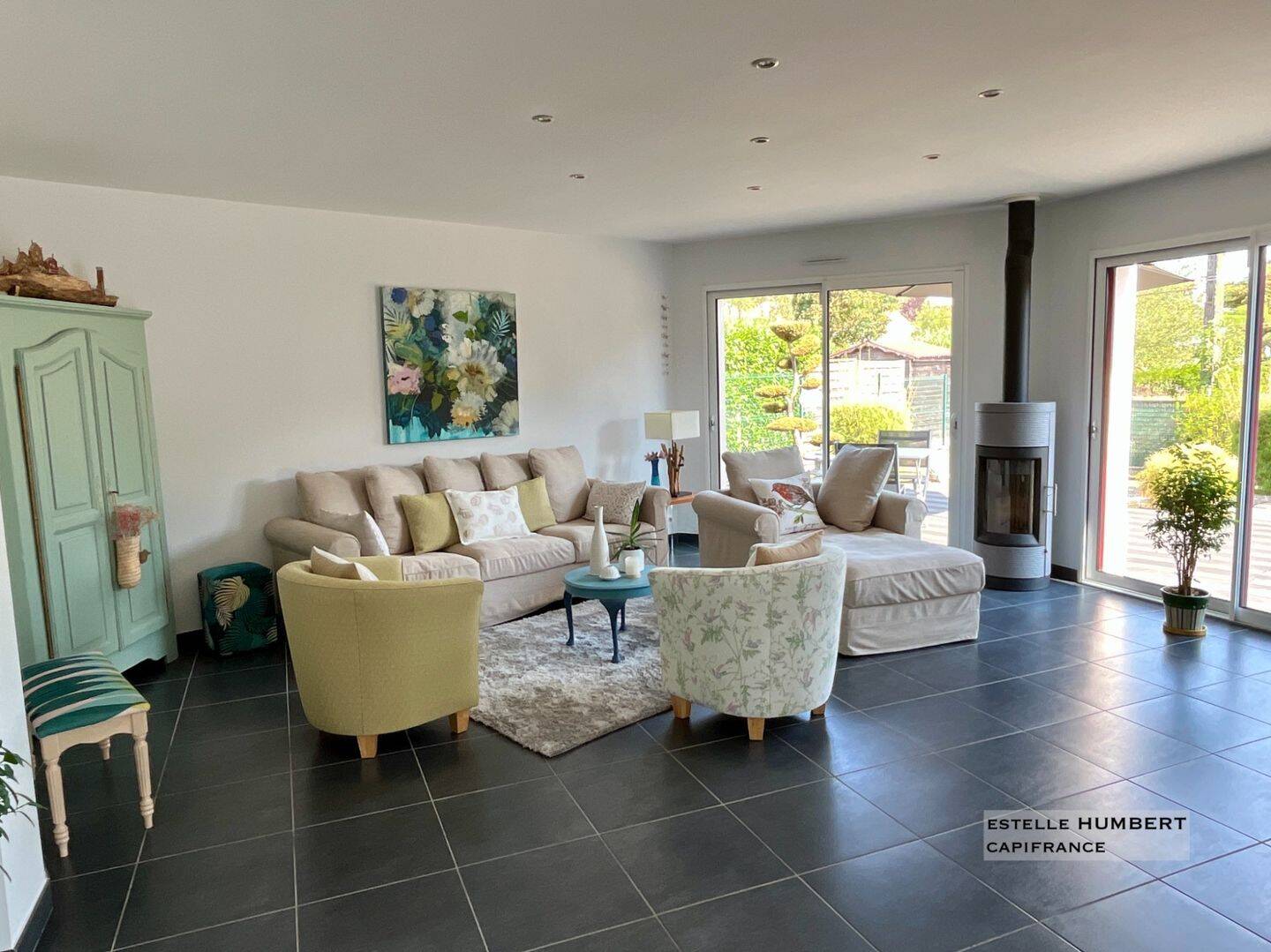 Maison 8 pièces 223 m² · à L'Orbrie · 223 m² · 375 000 €