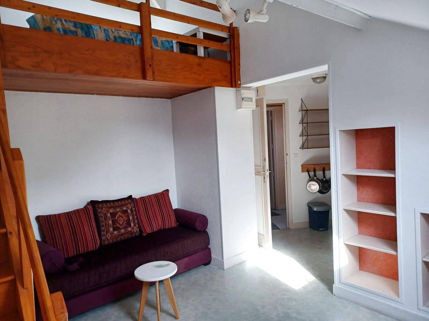 Appartement 1 pièce 20 m² · à Aurillac · 20 m² · 310 €