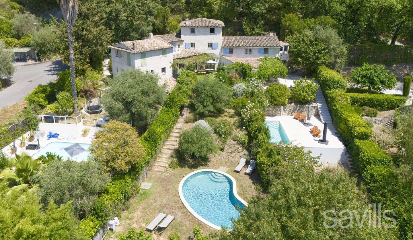 Appartement 4 pièces 116 m² · à Saint-Paul-de-Vence · 115,6 m² · 749 000 €