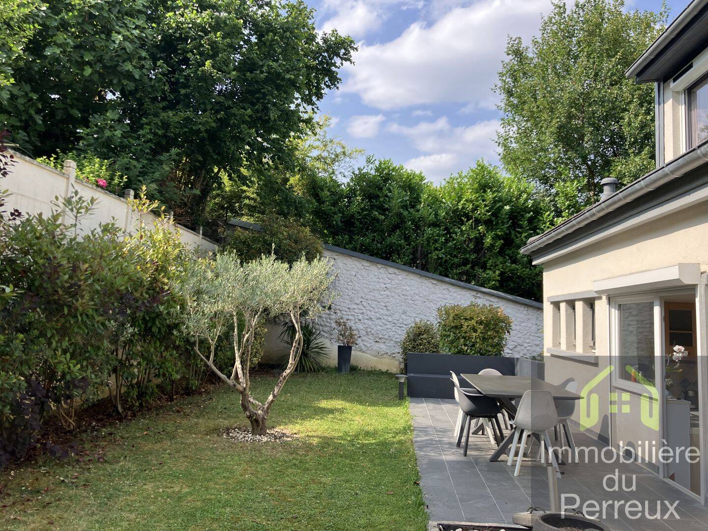 Maison 6 pièces 160 m² · à Le Perreux-sur-Marne · 160 m² · 890 000 €