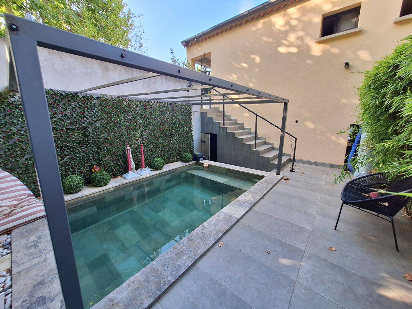 Maison 6 pièces 204 m² · à Gréasque · 204 m² · 839 000 €