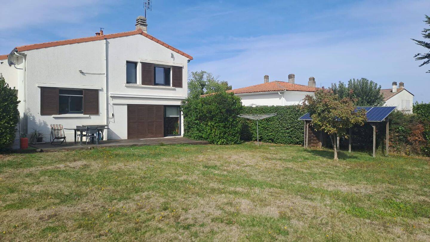 Maison 3 pièces 97 m² · à Saint-Sulpice-de-Royan · 97 m² · 284 850 €
