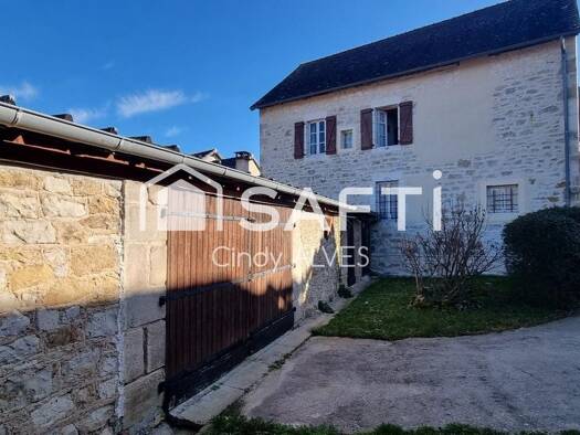 Maison à vendre 105 000 € 6 pièces 4 chambres 142 m² 430 m² de terrain Turenne 19500