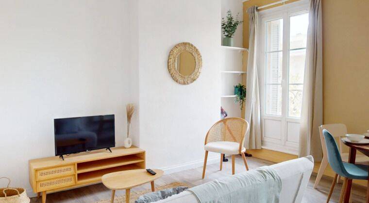 Appartement 2 pièces 42 m² · à Marseille 2ème Arrondissement · 42 m² · 769 €/mois