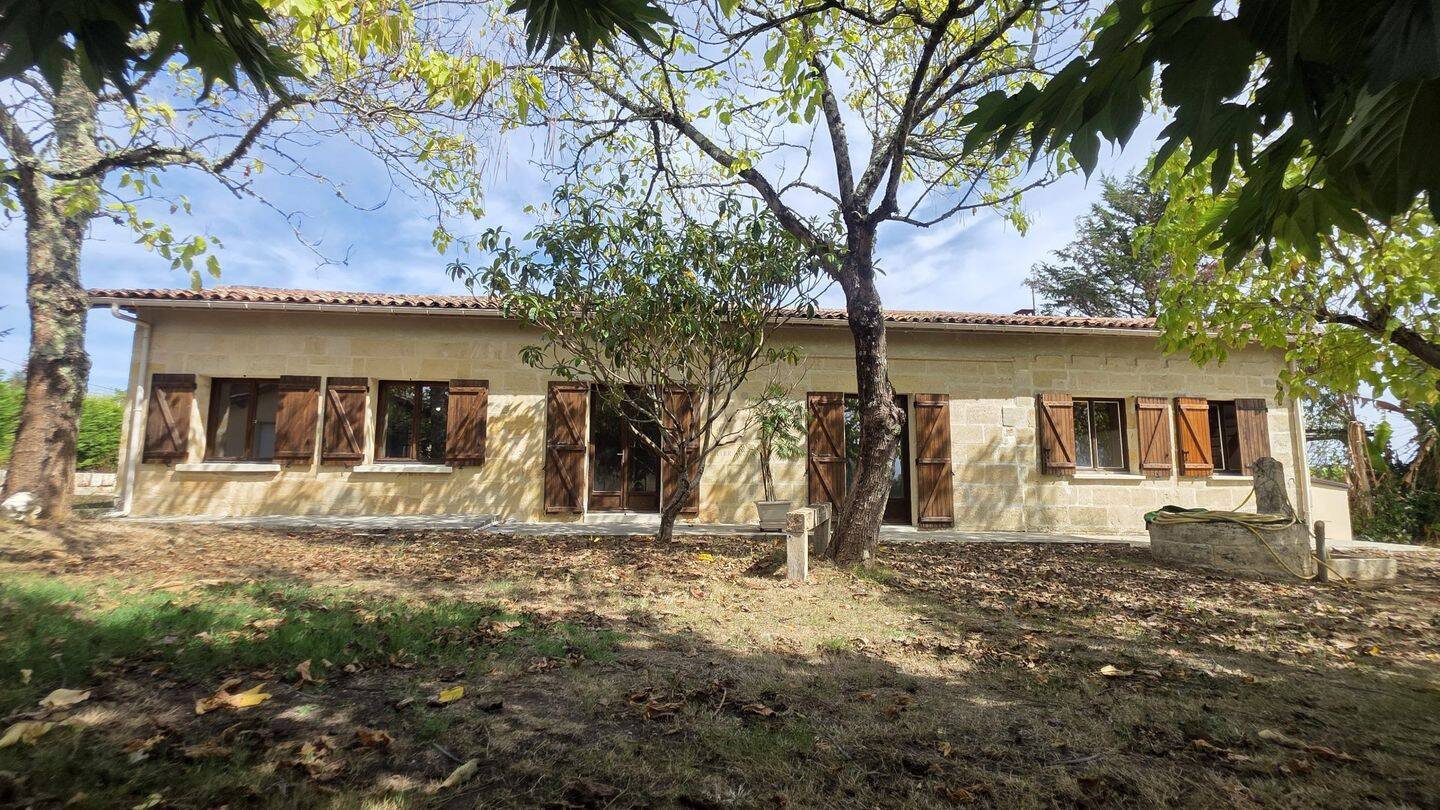 Maison 5 pièces 149 m² · à Pugnac · 149 m² · 240 000 €