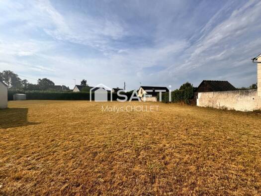 Terrain constructible à vendre 24 000 € 838 m² de terrain Sepmes 37800