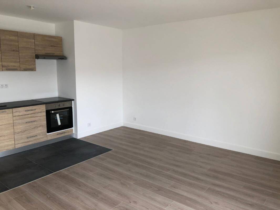 Appartement 2 pièces 45 m² · à Lucé · 45 m² · 662 €
