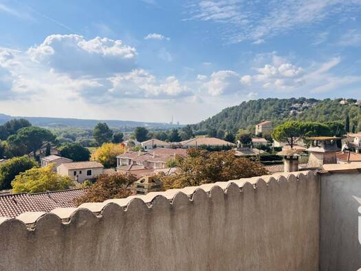 Appartement à vendre 230 000 € 3 pièces 2 chambres 53 m² 2 étages Rousset 13790