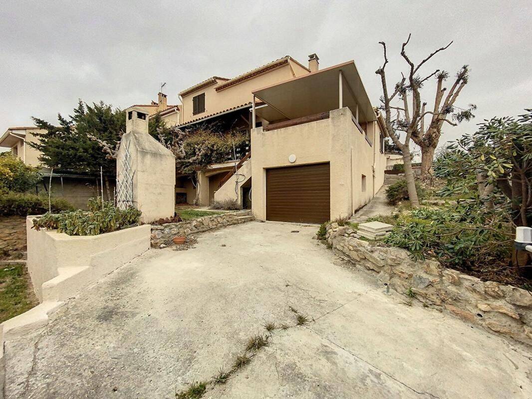 Maison 6 pièces 115 m² · à Saint-Estève · 115,4 m² · 1 600 €