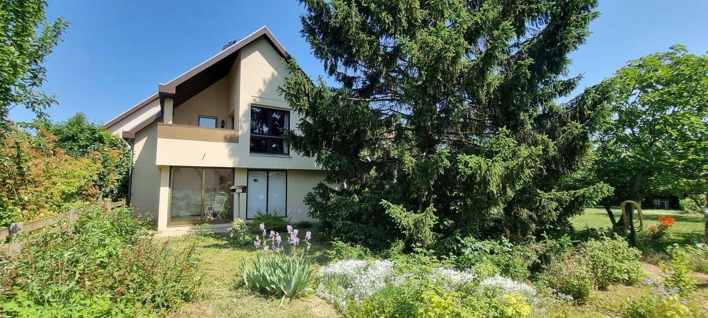 Appartement 3 pièces 82 m² · à Pfastatt · 82 m² · 157 000 €