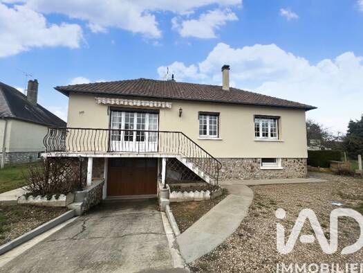 Pavillon à vendre 157 500 € 4 pièces 3 chambres 83 m² 803 m² de terrain Breteuil 27160