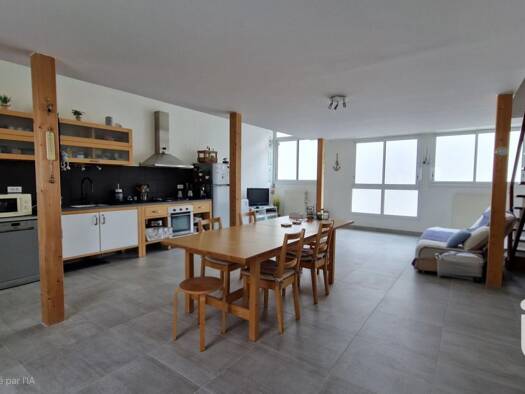 Duplex à vendre 245 000 € 4 pièces 2 chambres 76 m² Étage 1/1 Peripherie Saint-Jean-de-Monts 85160