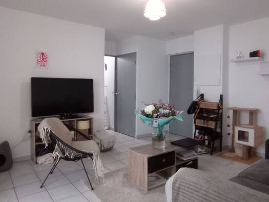 Appartement à louer 550 € 2 pièces 1 chambre 36 m² RDC Saint Martin Perpignan 66000