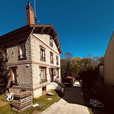 Maison à louer 2 100 € 7 pièces 5 chambres 187 m² 587 m² de terrain Épinay-sous-Sénart 91860