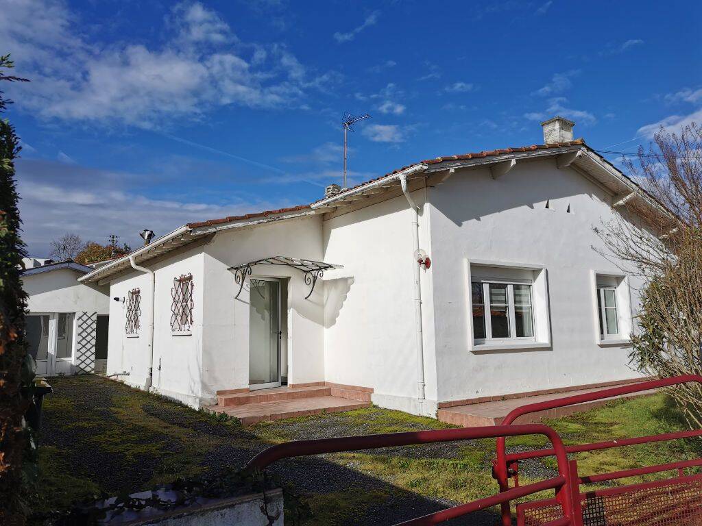 Maison 5 pièces 97 m² · à Orthez · 96,7 m² · 800 €