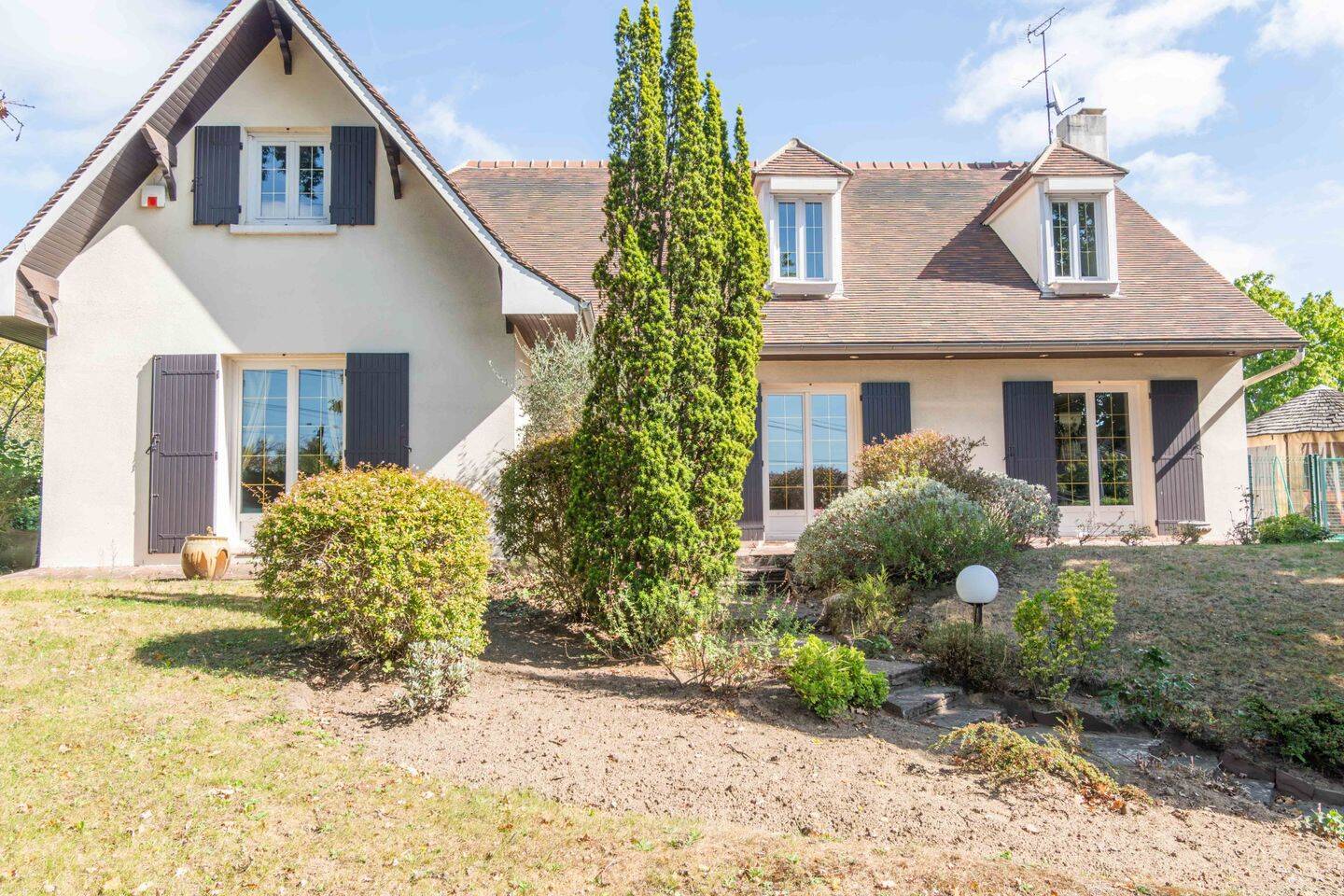 Maison 9 pièces 236 m² · à Saint-Brice-sous-Forêt · 236 m² · 599 000 €
