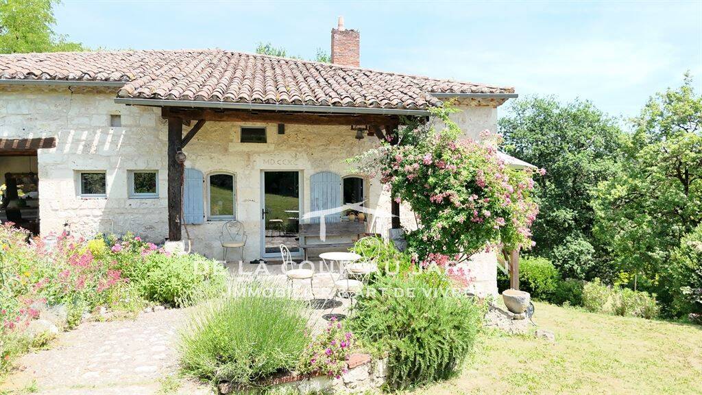 Maison 11 pièces 343 m² · à Puymirol · 343 m² · 786 000 €