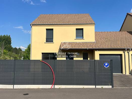 Maison à louer - Première occupation 1 500 € 5 pièces 3 chambres 90 m² 250 m² de terrain Condé-sur-Vesgre 78113