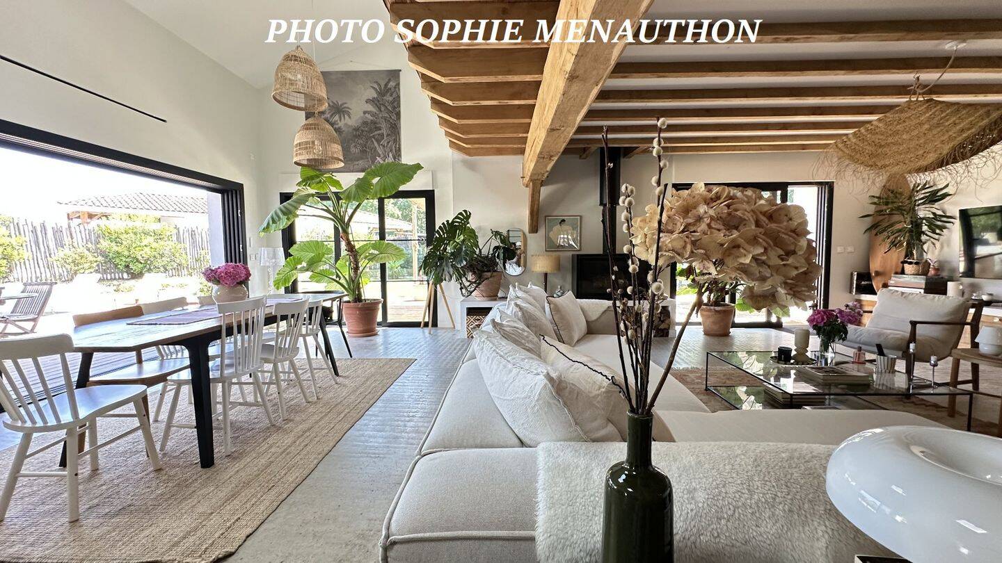 Maison 6 pièces 220 m² · à Biaudos · 220 m² · 895 000 €
