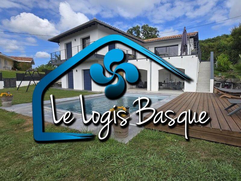 Maison 4 pièces 131 m² · à Urrugne · 130,9 m² · 2 890 €