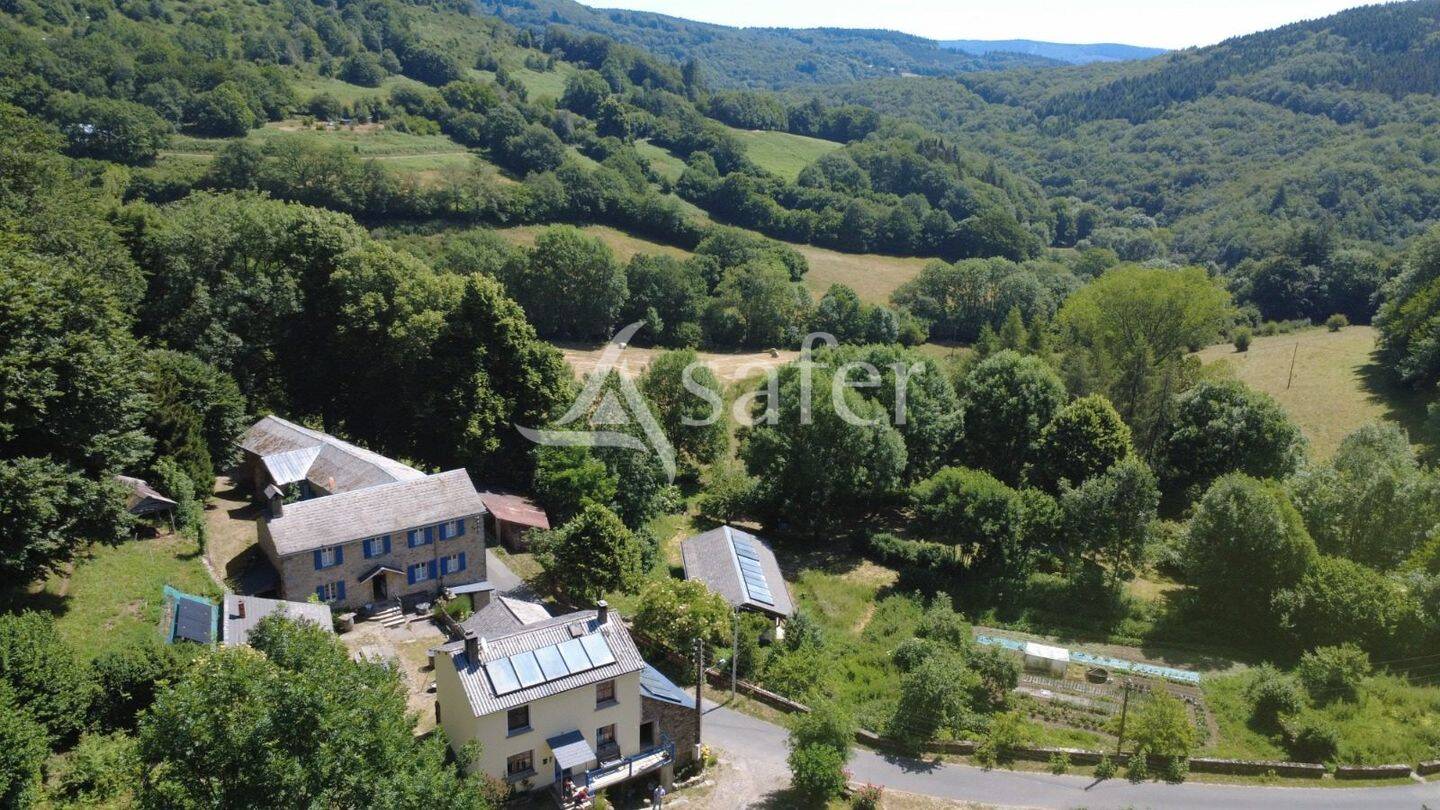 Maison 13 pièces 207 m² · à La Salvetat-sur-Agout · 207 m² · 595 000 €