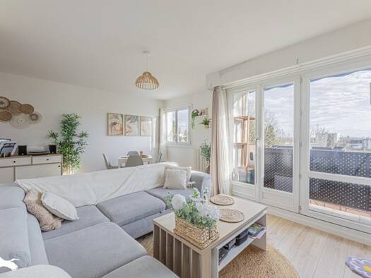 Appartement à vendre 184 939 € 3 pièces 2 chambres 62 m² Étage 3/5 Saint Symphorien Tours 37100