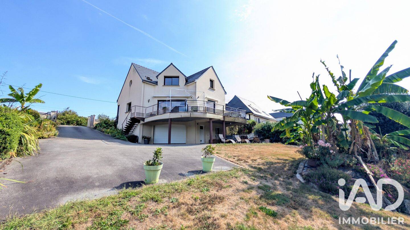 Maison 5 pièces 125 m² · à Plumelin · 124,9 m² · 345 510 €