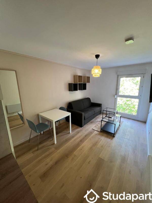 1 pièce 21 m² · à Cergy · 21 m² · 875 €