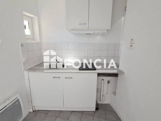 Appartement 2 pièces 29 m² · à Nîmes · 28,5 m² · 475 €