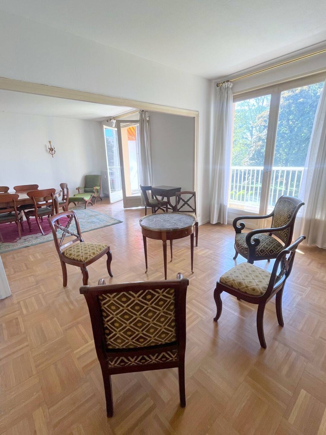 Appartement 5 pièces 124 m² · à Saint-Étienne · 124 m² · 125 000 €