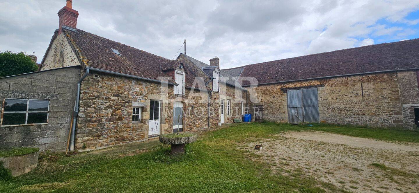 Maison 4 pièces 70 m² · à Saint-Léonard-des-Bois · 70 m² · 96 300 €
