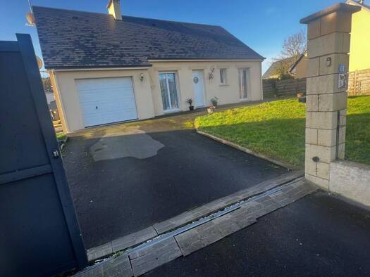 Maison de plain-pied à vendre 232 660 € 5 pièces 3 chambres 74 m² Trévières 14710