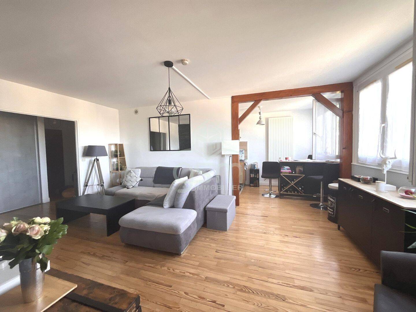 Appartement 5 pièces 91 m² · à Monts · 90,6 m² · 149 600 €