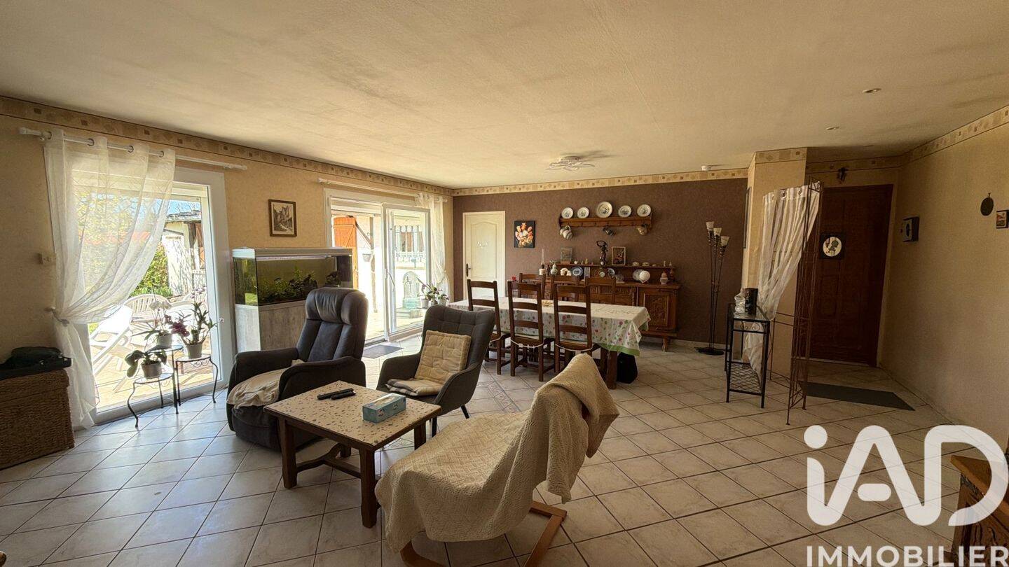 Maison 7 pièces 160 m² · à Wassy · 160 m² · 187 500 €