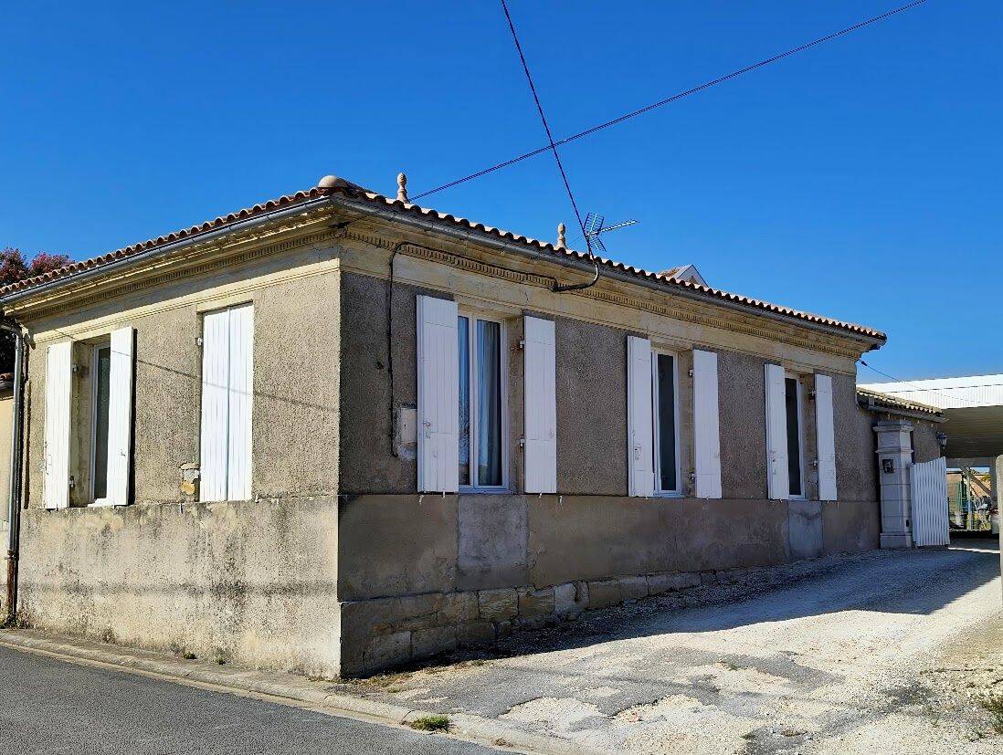 Maison 6 pièces 131 m² · à Saint-Ciers-de-Canesse · 131,1 m² · 257 000 €