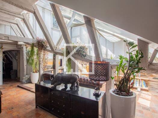 Appartement à vendre 495 000 € 6 pièces 4 chambres 144 m² Étage 1/4 Angers 49000