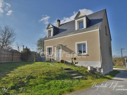 Maison à vendre 212 000 € 6 pièces 4 chambres 116 m² 422 m² de terrain Baugé-en-Anjou 49150