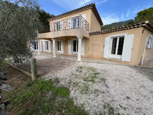Villa à vendre 595 000 € 6 pièces 4 chambres 150 m² 1 400 m² de terrain La Motte 83920