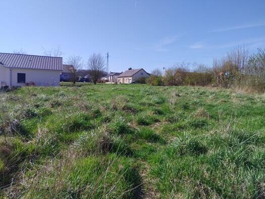 Terrain constructible viabilisé à vendre 84 000 € 653 m² de terrain Sommerviller 54110