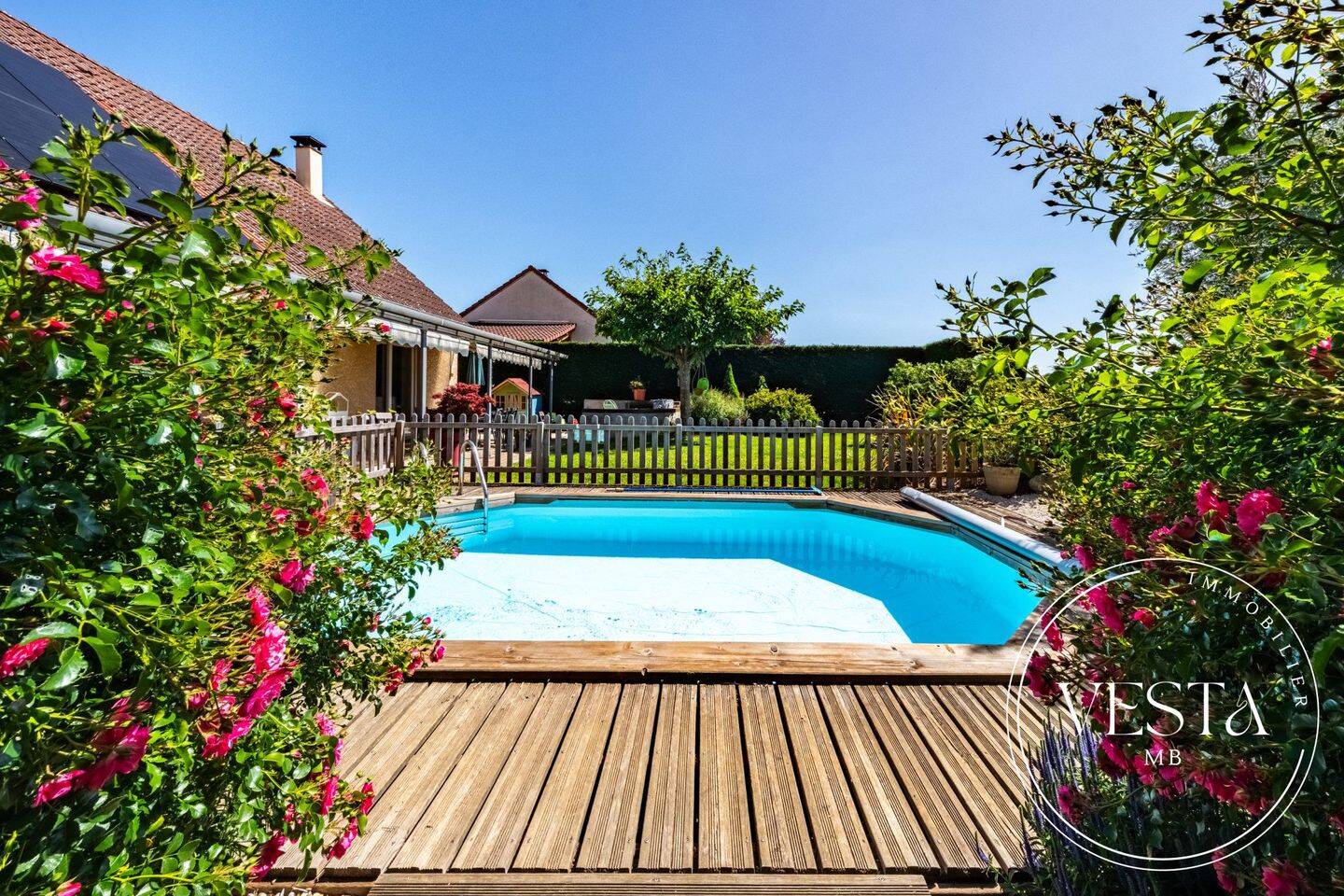 Maison 7 pièces 168 m² · à Longchamp · 168 m² · 365 000 €