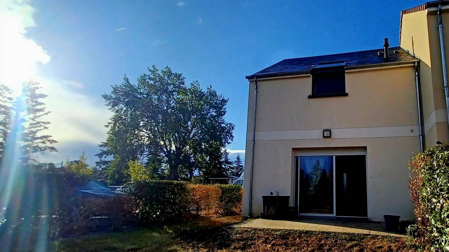 Maison 3 pièces 70 m² · à Saint-Jean-le-Blanc · 69,6 m² · 794 €/mois