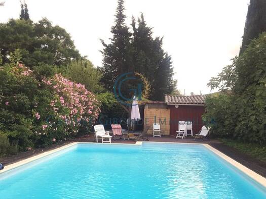 Maison à vendre 274 000 € 6 pièces 3 chambres 124,3 m² 4 147 m² de terrain Saint-Macaire 33490