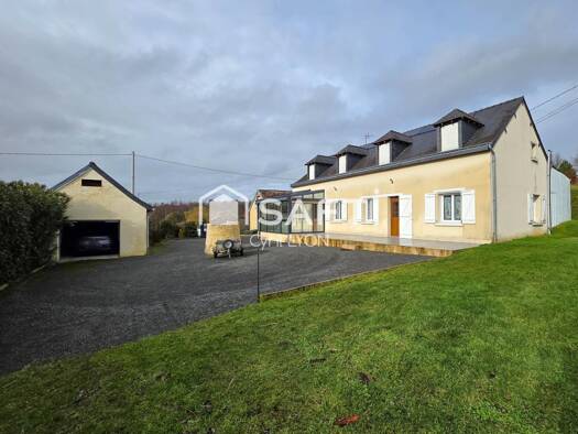 Maison à vendre 269 800 € 6 pièces 4 chambres 182 m² 10 807 m² de terrain Mouliherne 49390