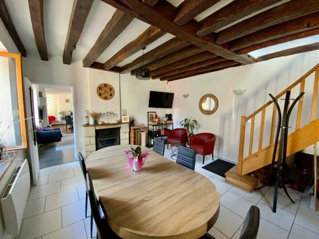 Maison 5 pièces 156 m² · à Saint-Pryvé-Saint-Mesmin · 156 m² · 299 900 €