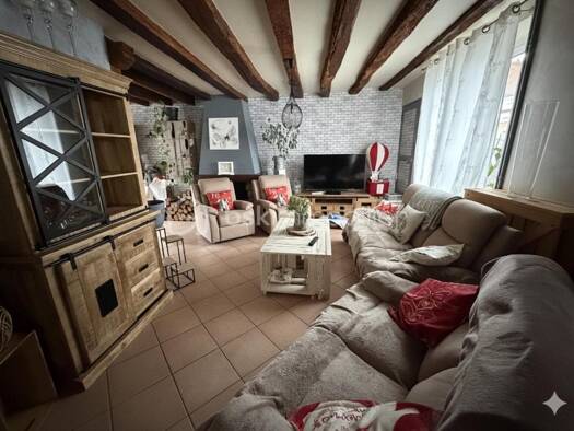 Maison de ville à vendre 225 000 € 7 pièces 4 chambres 155 m² Mormant 77720