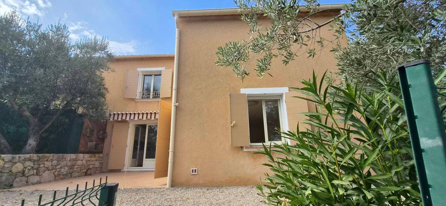 Maison 4 pièces 111 m² · à Bargemon · 111 m² · 1 040 €/mois