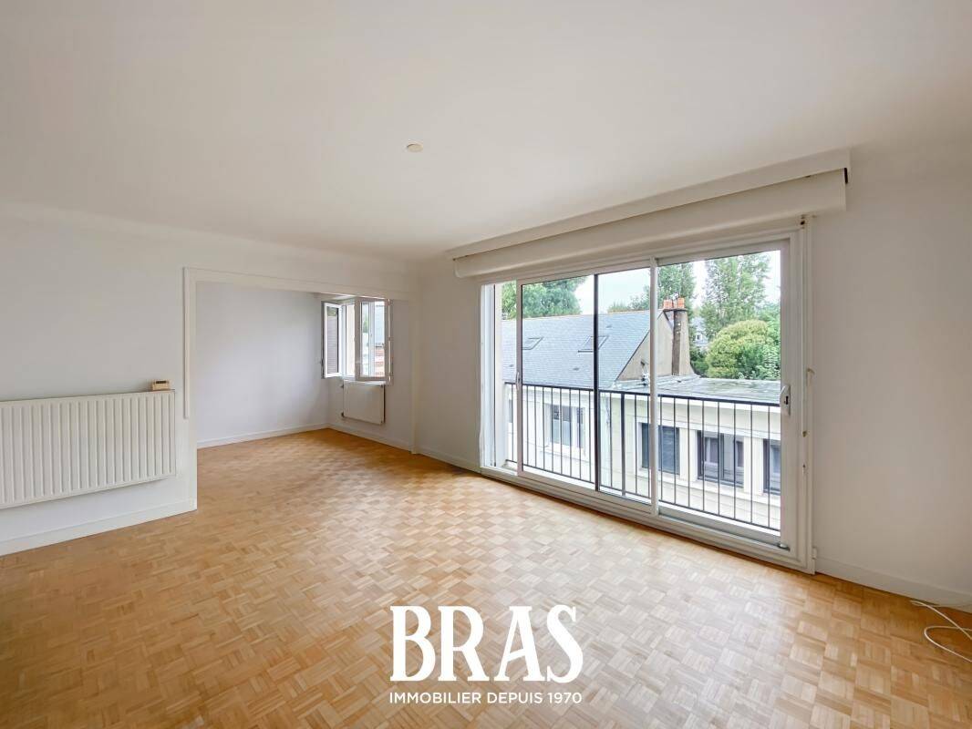 Appartement 3 pièces 81 m² · à Nantes · 81 m² · 894 €