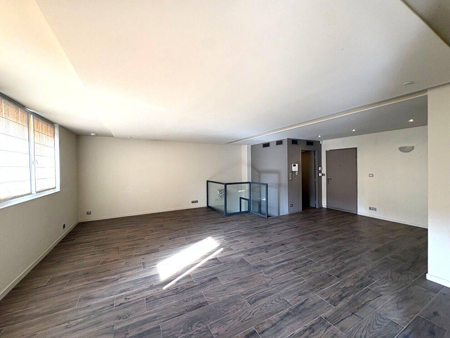 Appartement 5 pièces 147 m² · à Aix-en-Provence · 147 m² · 3 201 €/mois