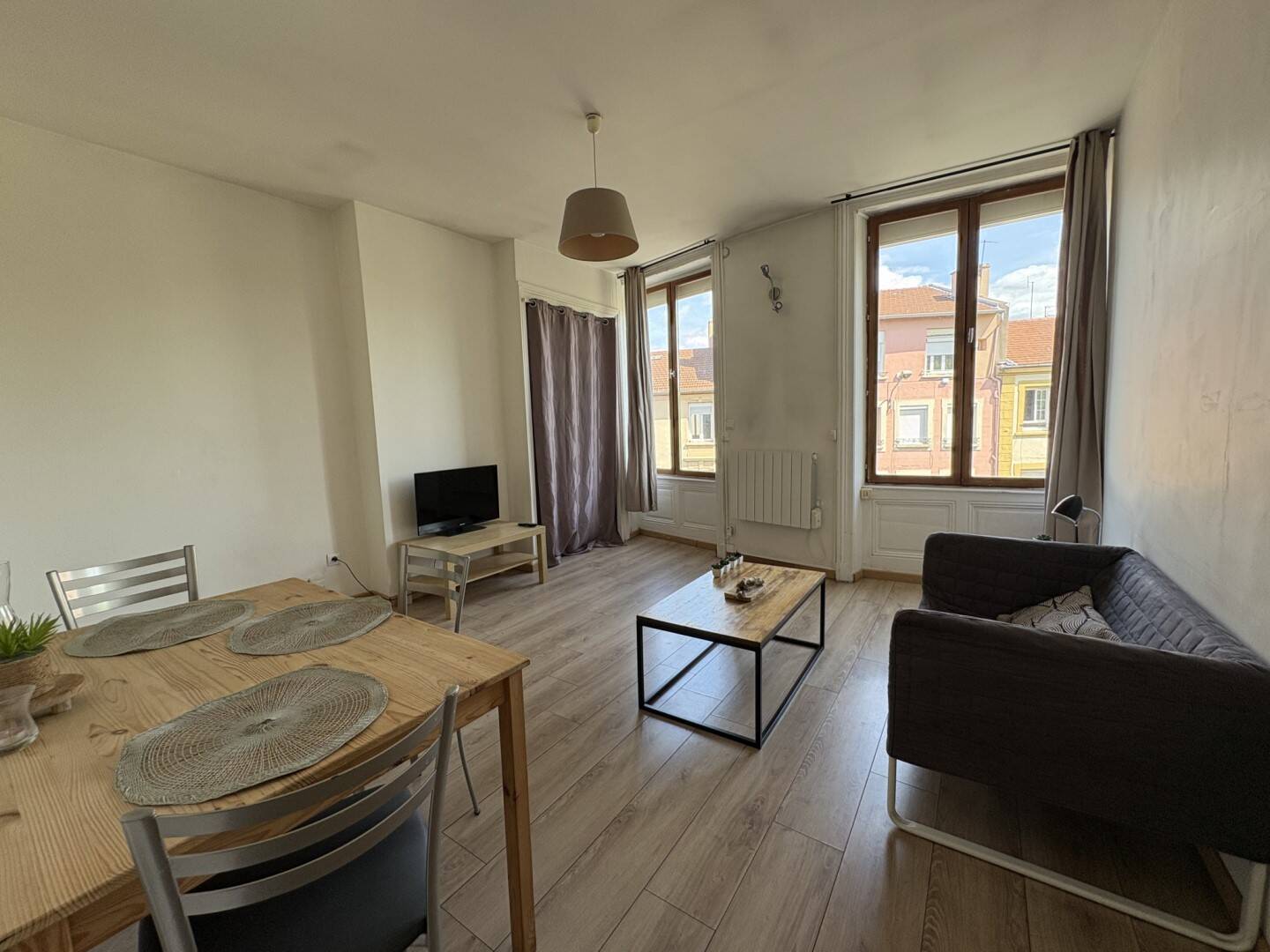 Appartement 2 pièces 43 m² · à Saint-Étienne · 43 m² · 54 000 €
