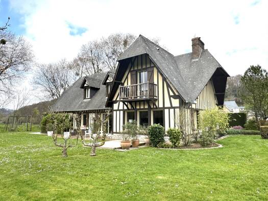 Maison à vendre 467 000 € 6 pièces 4 chambres 165,5 m² 2 059 m² de terrain Héricourt-en-Caux 76560